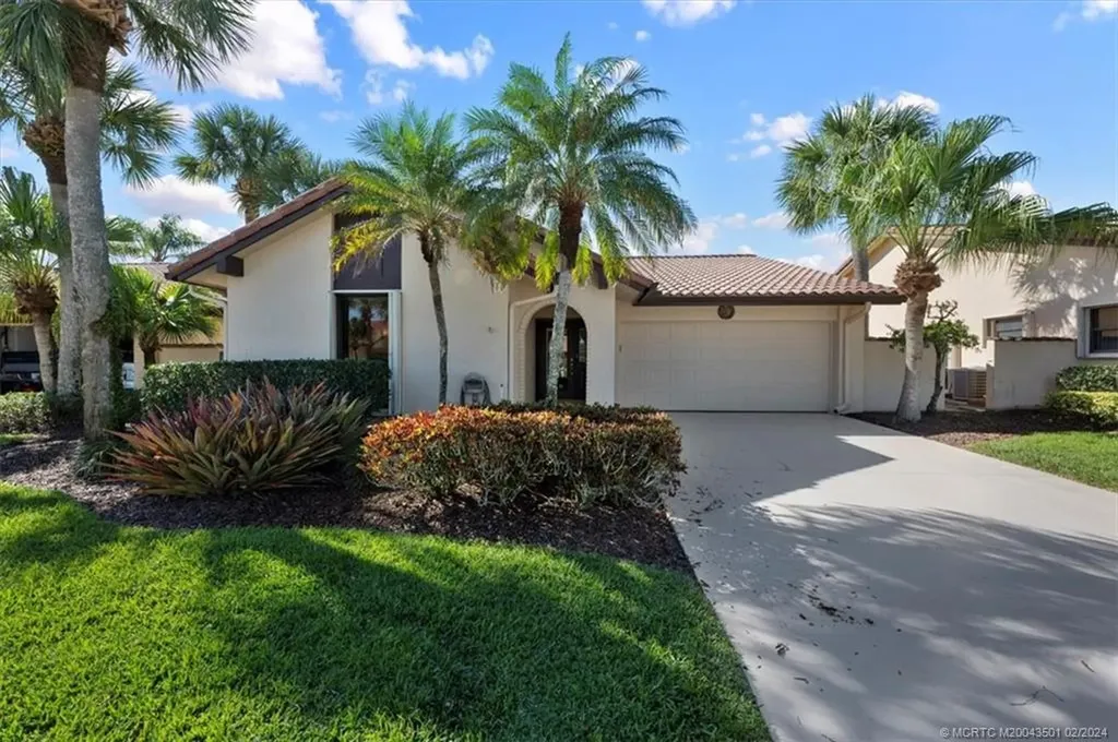 2429 SW Bobalink Court Palm City FL 34990