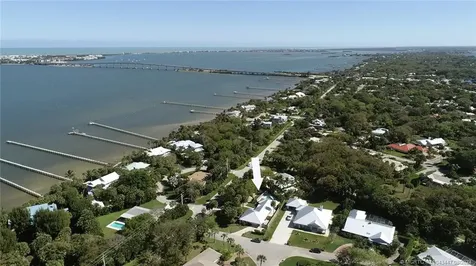 55 N Sewalls Point Road Sewalls Point FL 34996