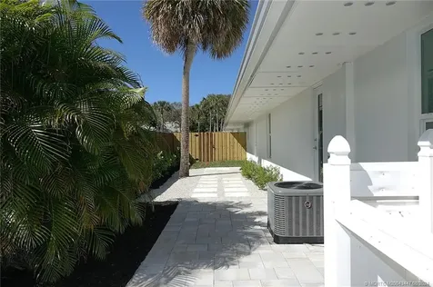55 N Sewalls Point Road Sewalls Point FL 34996