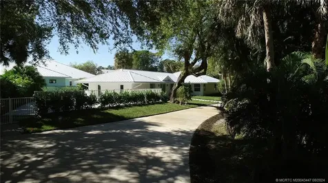 55 N Sewalls Point Road Sewalls Point FL 34996