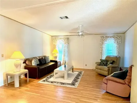 466 SE Trafalgar Terrace Stuart FL 34994