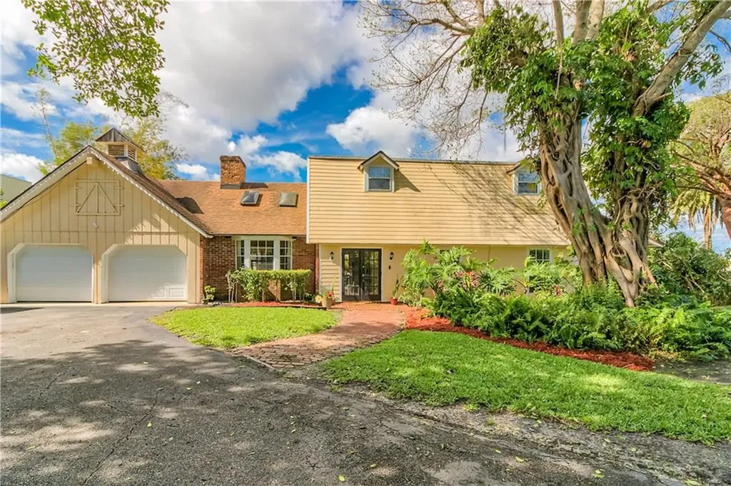 81 S River Road Sewalls Point FL 34996