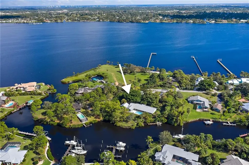 3334 NW Perimeter Road Palm City FL 34990