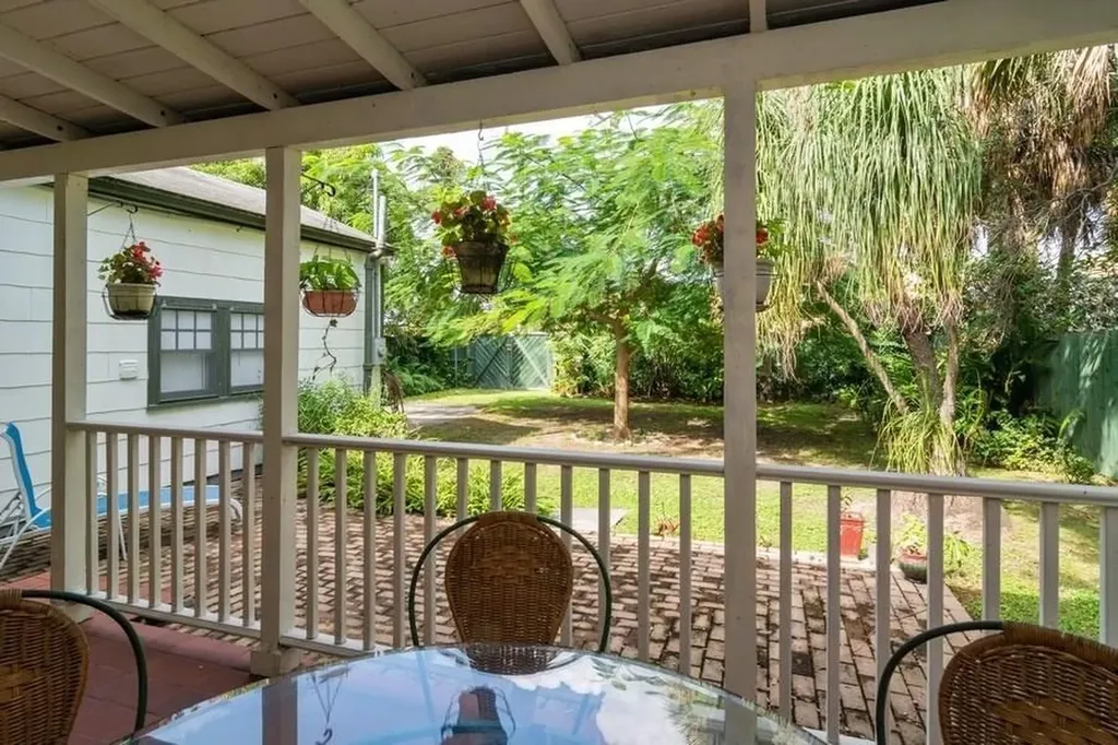 820 Atlantic Avenue Fort Pierce FL 34950
