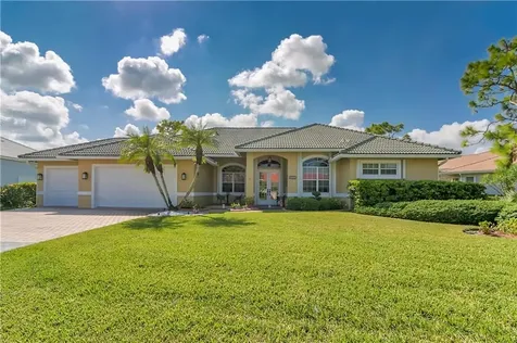 5165 SE Lost Lake Way Hobe Sound FL 33455