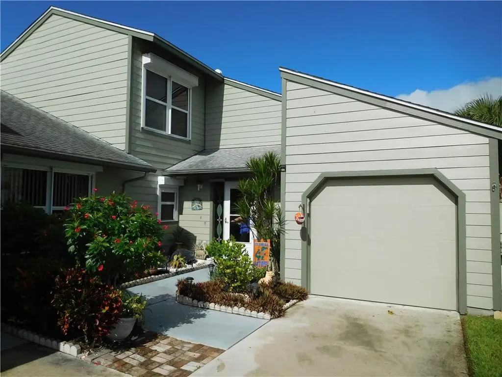 3285 NE Holly Creek Drive Jensen Beach FL 34957