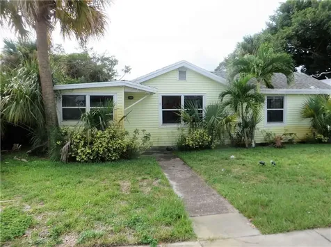 706 NE Dixie Highway Jensen Beach FL 34957