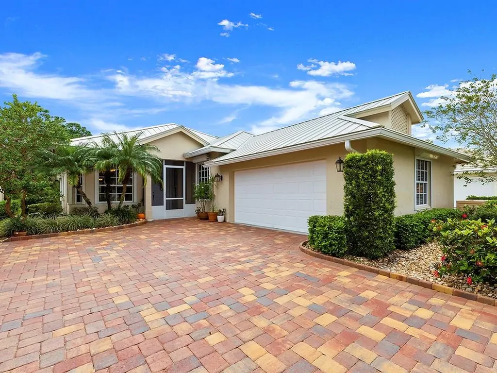 9429 Poinciana Court Fort Pierce FL 34951