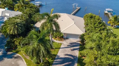 250 SE Cardinal Way Stuart FL 34996