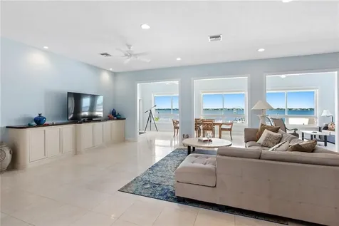250 SE Cardinal Way Stuart FL 34996