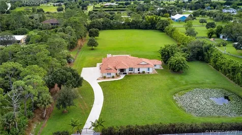 5242 SW Sunshine Farms Way Palm City FL 34990