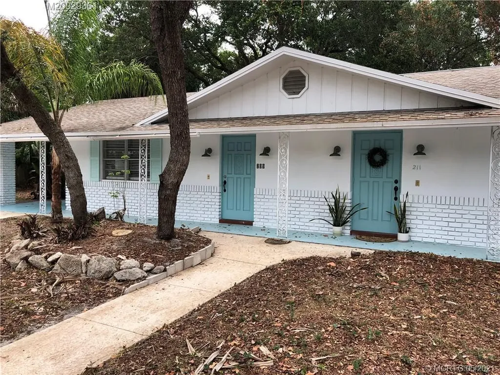 209 SE Cortez Avenue Stuart FL 34994