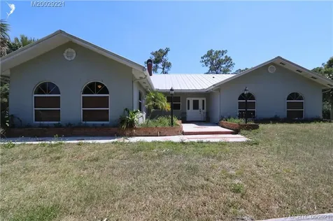 25602 SW 95th Street Indiantown FL 34956