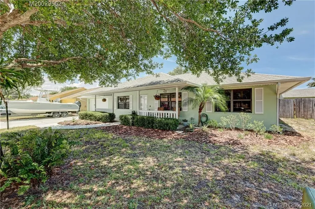 577 NE Maranta Terrado Jensen Beach FL 34957