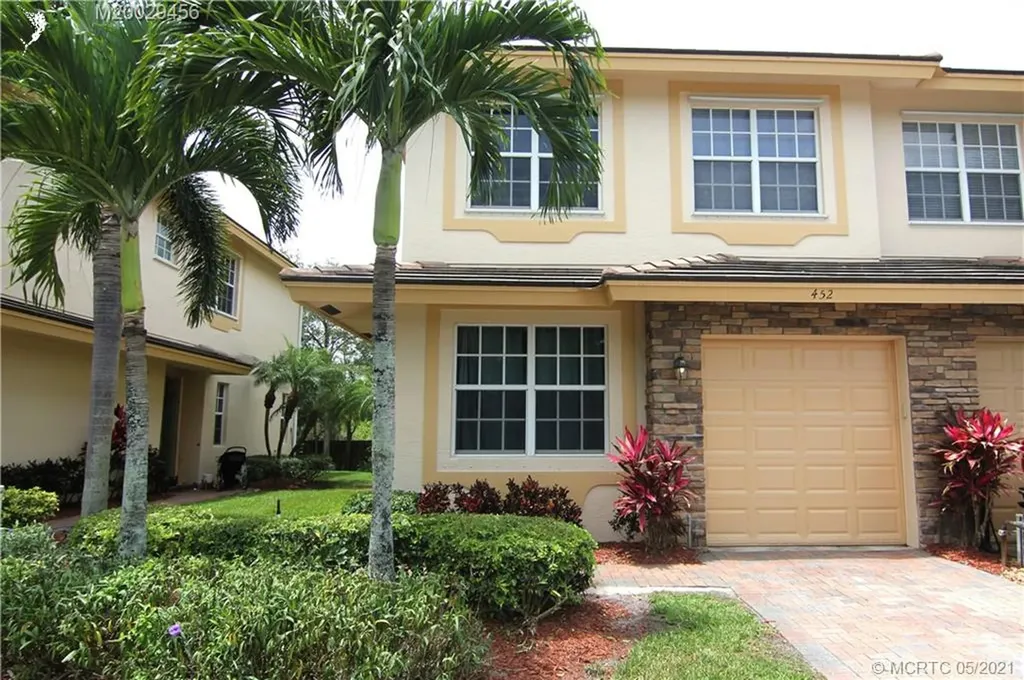 452 SE Bloxham Way Stuart FL 34997
