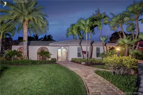 8498 SE Merritt Way Jupiter FL 33458