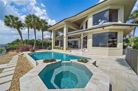 4210 NE Joes Point Road Stuart FL 34996