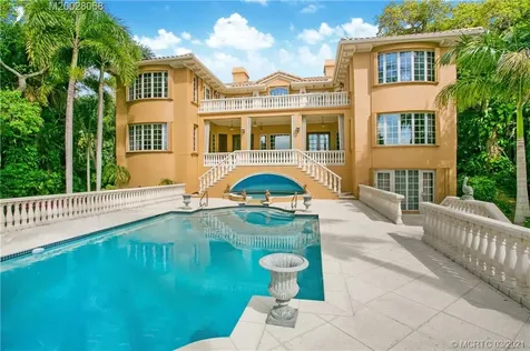 3 NE Lagoon Island Court Stuart FL 34996