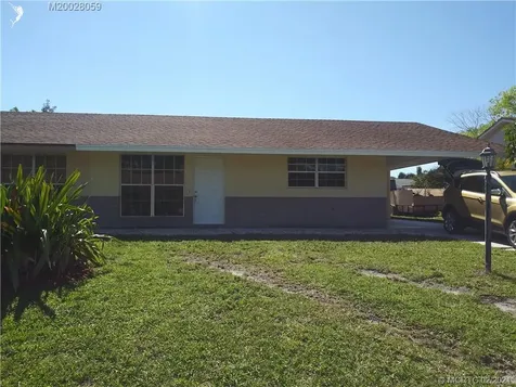 42 SE Cayuga Terrace Stuart FL 34997