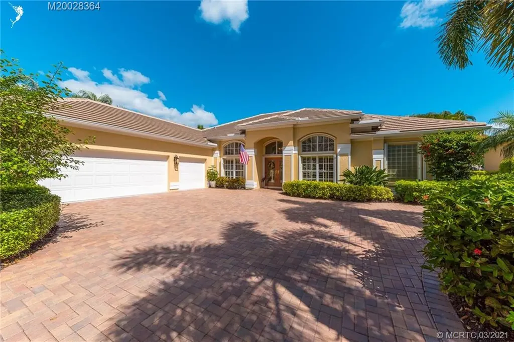 2215 SW Bradford Place Palm City FL 34990