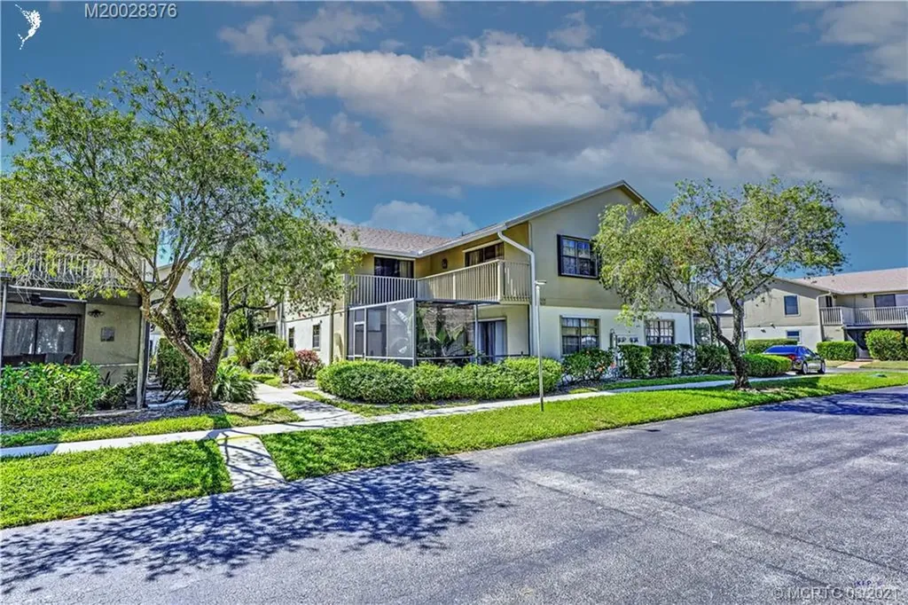 7422 SE Concord Place Hobe Sound FL 33455