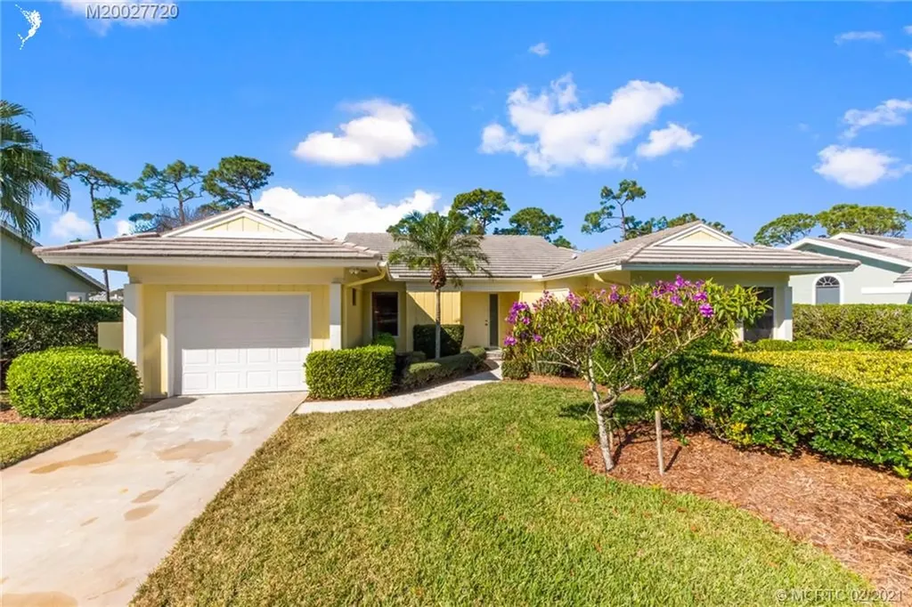 12815 NW Cinnamon Way Palm City FL 34990