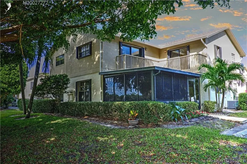 7464 SE Jamestown Terrace Hobe Sound FL 33455