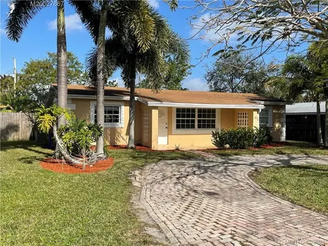 2347 SE Harrison Street Stuart FL 34997