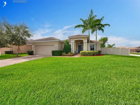 484 NW Windflower Terrace Jensen Beach FL 34957