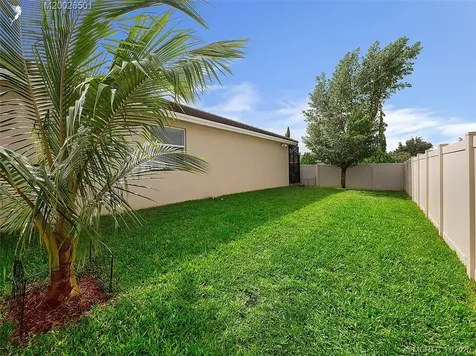 484 NW Windflower Terrace Jensen Beach FL 34957