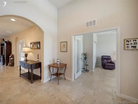 484 NW Windflower Terrace Jensen Beach FL 34957