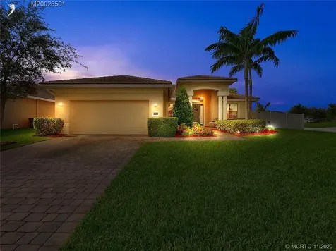 484 NW Windflower Terrace Jensen Beach FL 34957