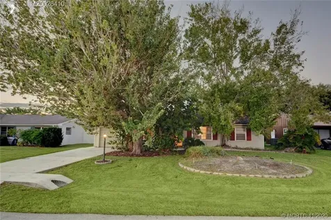 777 NE Maranta Terrado Jensen Beach FL 34957