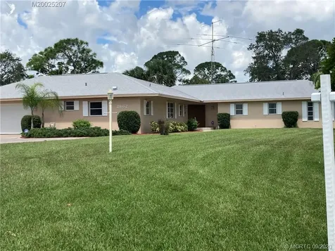 2862 NE Yorkshire Lane Jensen Beach FL 34957
