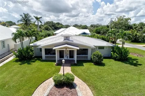 904 SE Riverside Drive Stuart FL 34994