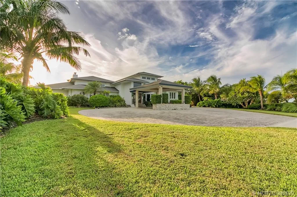 3007 S Indian River Drive Fort Pierce FL 34982