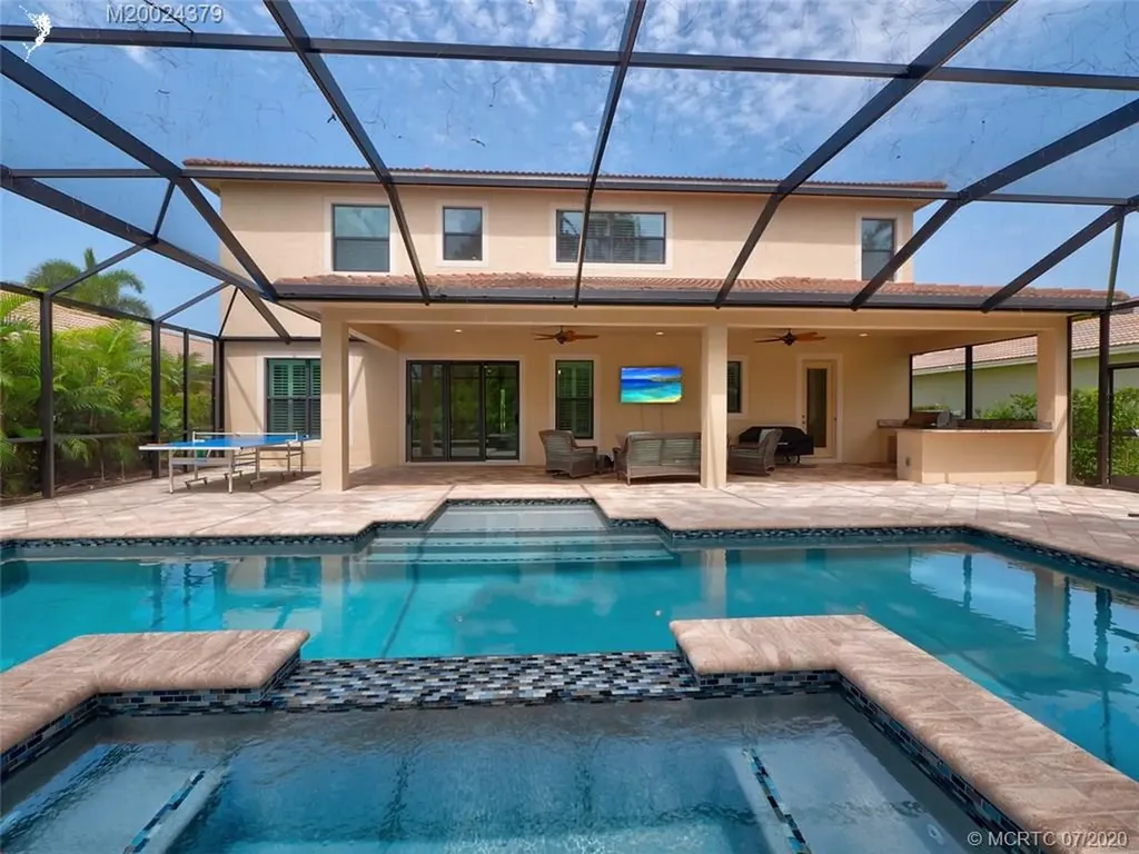 2732 NW Crystal Lake Drive Jensen Beach FL 34957