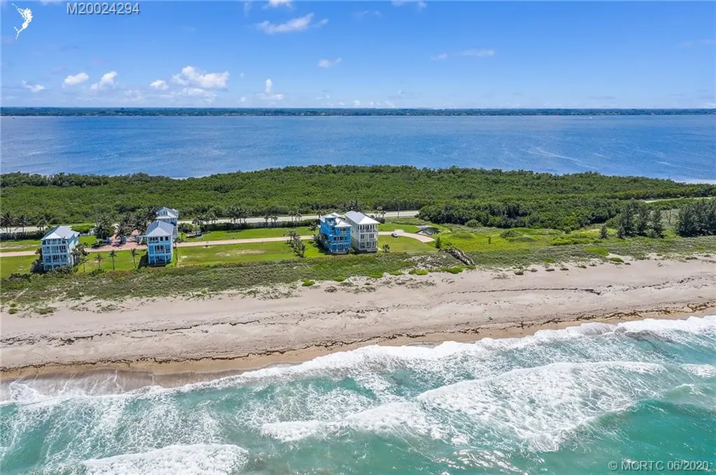4808 Watersong Way Hutchinson Island FL 34949
