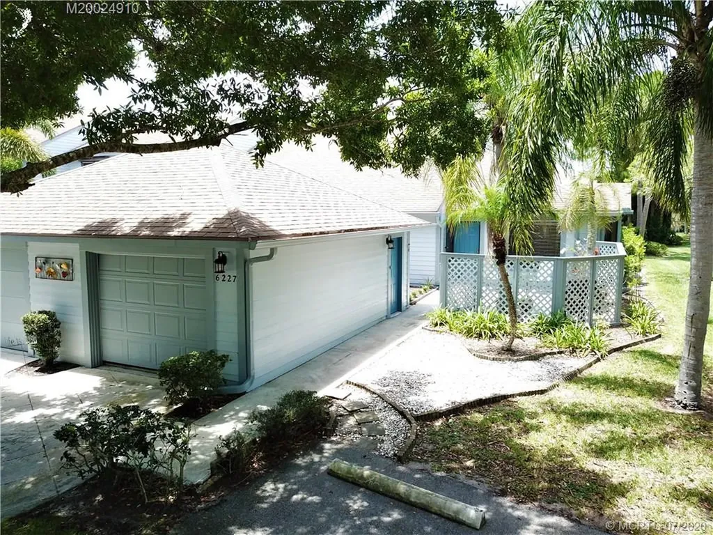 6227 SE Georgetown Place Hobe Sound FL 33455