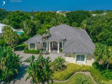 2675 NE Sewalls Landing Way Jensen Beach FL 34957