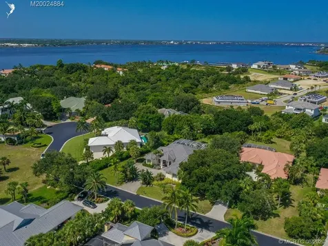 2675 NE Sewalls Landing Way Jensen Beach FL 34957