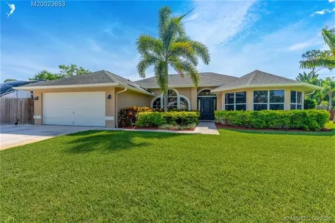 2723 NW Florida Avenue Stuart FL 34994