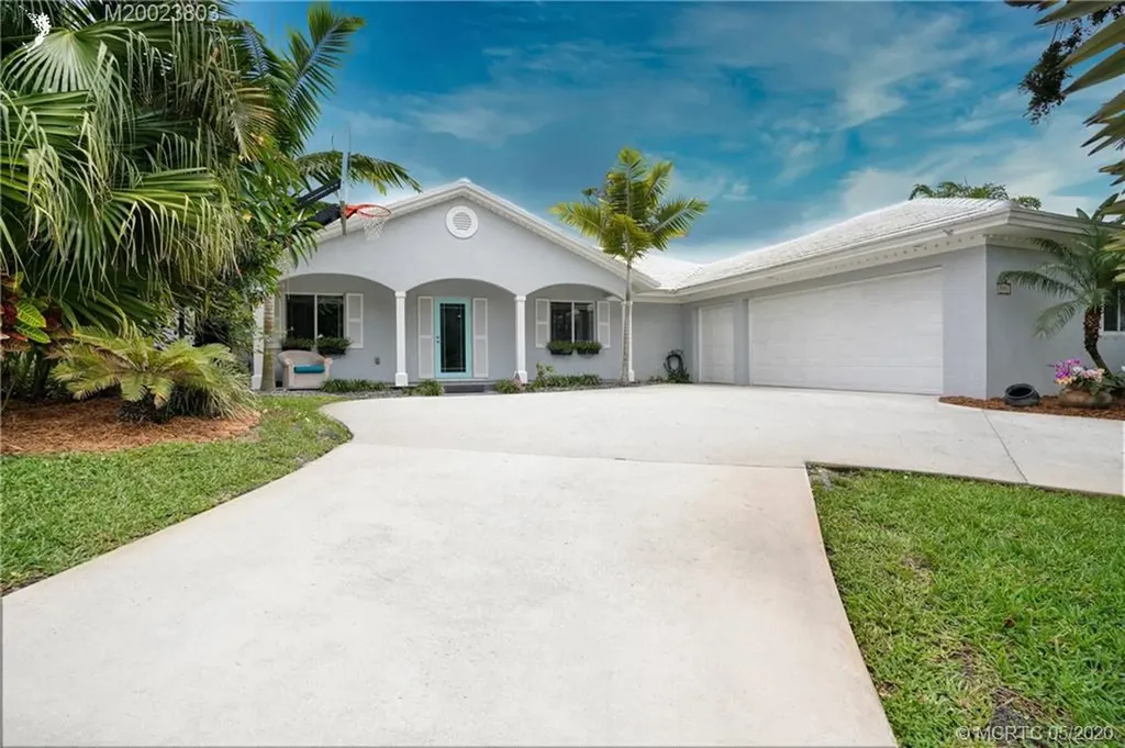 3591 SE Court Drive Stuart FL 34997