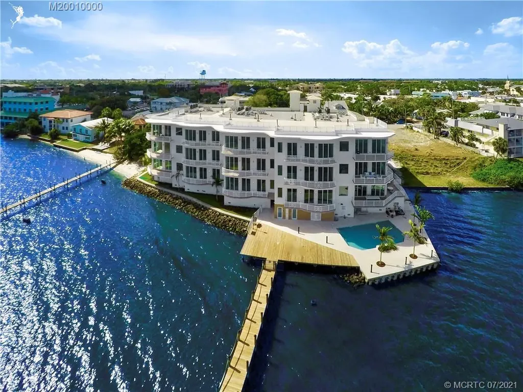 51 SE Seminole Street Stuart FL 34994