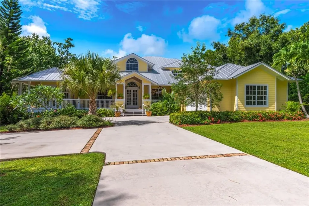 1686 SW Sandtrap Crescent Palm City FL 34990