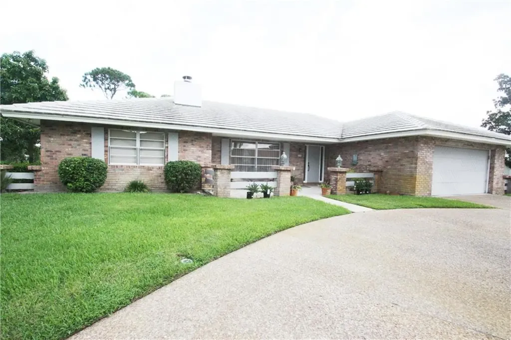 4001 SE Fairway W Stuart FL 34997