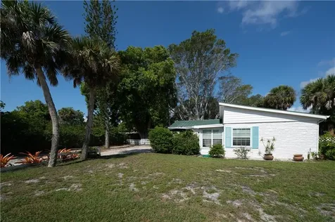 681 Rio Vista Drive Fort Pierce FL 34982