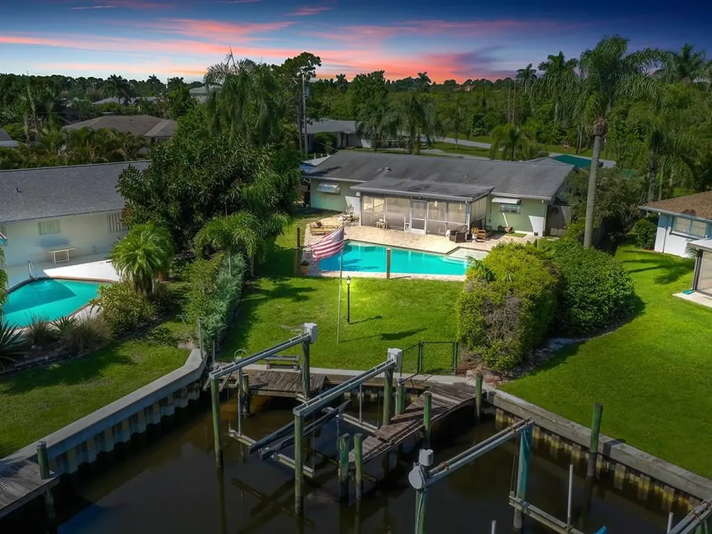 337 SW Riverway Boulevard Palm City FL 34990