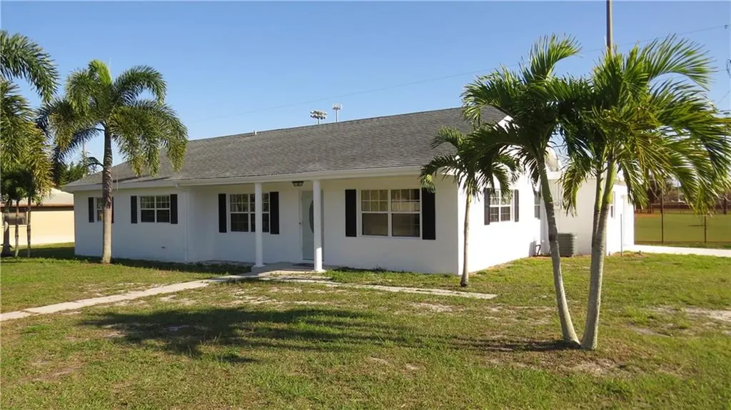 2145 NE Arch Street Jensen Beach FL 34957