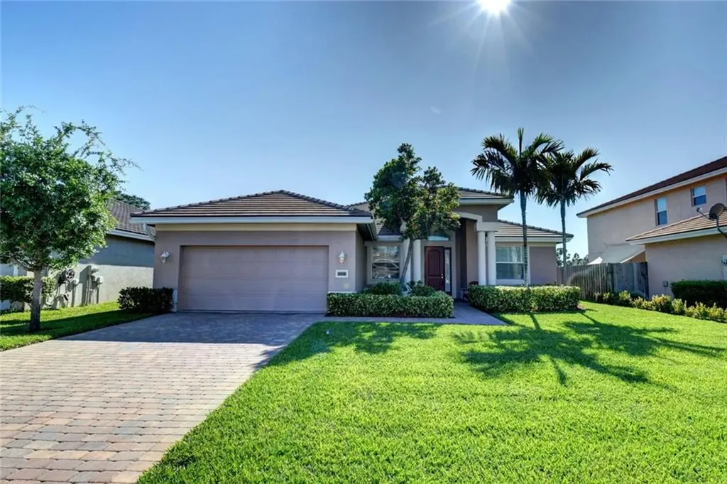 522 NW Windflower Terrace Jensen Beach FL 34957